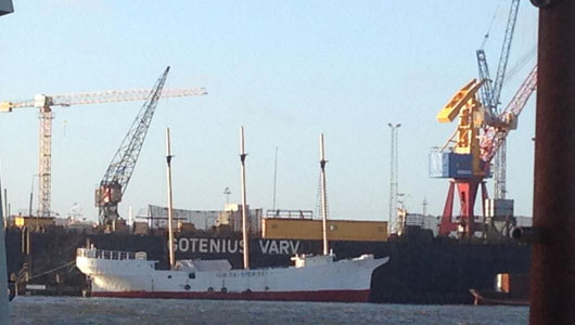 Isolda med tre master